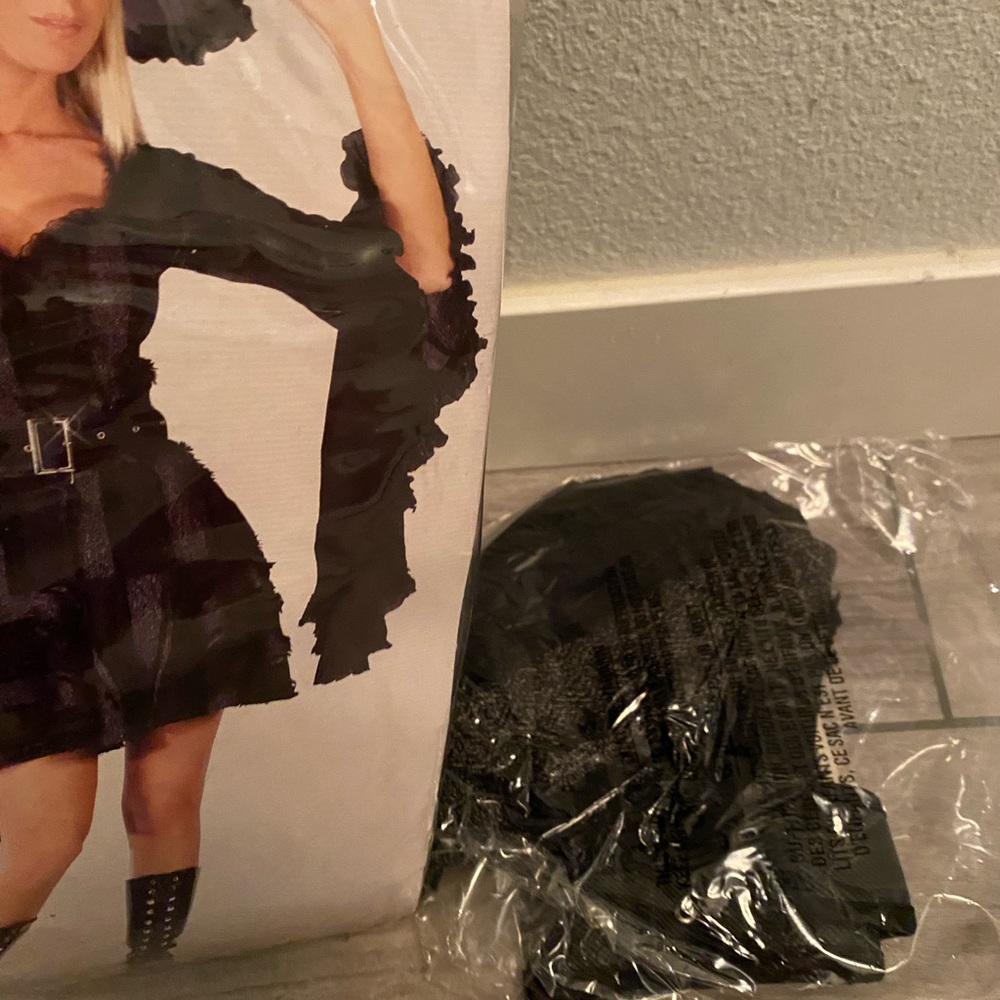 Halloween costume in a bag - Stitch Witch S NWT - Picture 4 of 8
